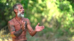Την ώρα που σε συνέντευξη κατηγορεί Εύη και Ηλία, ο Τάκης βλέπει την πρώτη και θεωρεί πως κρυφακούει