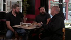 Ένας ιδιαίτερος μπαροκαφενές στη Θεσσαλονίκη γεμάτος νοστιμιές 