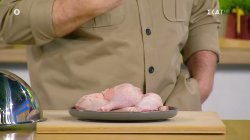  Κοτόπουλο έδωσε ο Έκτορας στην Πάμαιρη και τον Χριστόφορο για να μαγειρέψουν 