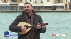 Ο μαντινολόγος Νίκος Συνολάκης τραγουδά μαντινάδες για το «Όπου Υπάρχει Ελλάδα» 