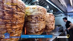 Είτε το λες σουβλάκι είτε το λες καλαμάκι, θα το βρεις στην Τούμπα – Το ψητοπωλείο με τον γύρο θρύλο 