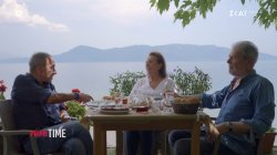 Η λατρεία του κόσμου για τον Στέλιο Καζαντζίδη και τα τραγούδια που τραγουδούσε στο σπίτι