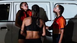 Η Μαίρη λυγίζει γιατί δεν νιώθει καλά - Ξεφεύγει η κατάσταση στη Πορτοκαλί ομάδα 