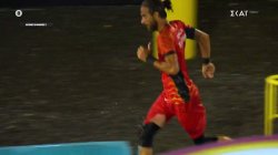 Μάριος vs Γιώργος Κ. - Πρώτος ο Μάριος φέρνει πόντο για την ομάδα του 