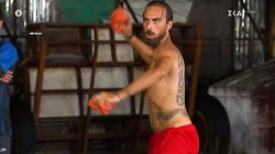 Μάριος VS Γιωρίκας - Ο Μάριος με μια μόνο ζωή προσπαθεί να τα δώσει όλα