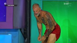 Ο Άρης δείχνει πως είναι καλύτερος, ωστόσο ο Τάκης δεν τα παρατά και μένει στο παιχνίδι 