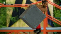 Δεν έχει πει την τελευταία του λέξη ο Μάριος – Χρησιμοποιεί το μετάλλιο και μετά κερδίζει τον Τάκη 