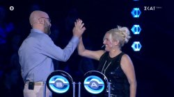 Η Μαιρντίνα αποφασίζει να πάει στο Δωμάτιο Απομόνωσης και δηλώνει πανέτοιμη 