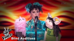 Roberta Carrieri - “We are the Champions” 