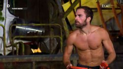 Ντάνιελ vs Γιώργος - Με μια ζωή μένει ο Ντάνιελ 