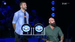 Ο Παραολυμπιονίκης Μάκης Καλαράς και ο φίλος του Γιάννης θέλουν να κερδίσουν για έναν πολύ καλό σκοπό 