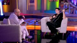 Ο Γιώργος Κακοσαίος μας τραγουδά το 