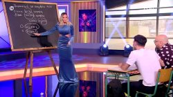 Η Ιωάννα Μαλέσκου ήταν όντως δασκάλα σε Δημοτικό η λέει ψέματα;