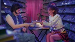 Τότε και Τώρα - Γνωριμία | Όταν το σωστό ραντεβού ήταν με ταπεράκι φαγητού από τη μαμά 