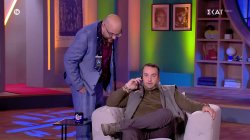 Χάρης Βαφειάς: Η κουμπαριά με τον τράπερ FY και τα τρία κινητά