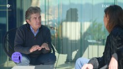 Τι σημαίνει το γυαλί στα έργα του Κώστα Βαρώτσου 