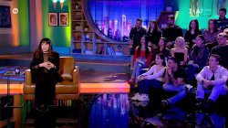 Τ. Σωτηροπούλου: Το «στοιχειωμένο» ραδιόφωνο που παίζει Σφακιανάκη και το «κεμπάπ» pole dancing