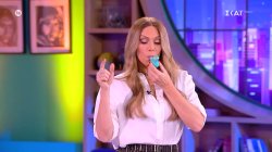 Έλλη Κοκκίνου και Φάνης προσπαθούν να τραγουδήσουν με την λαλίτσα!