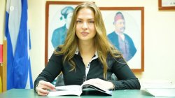 Γνωρίζουμε την Ελένη Ζαράγγα 