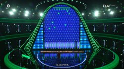 Ξεκινά το superdrop με τις πράσινες μπάλες με ρυθμό Κολομβίας