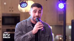 Ήρθε η ώρα για τον πρωταγωνιστή της ημέρας – Ο Κυριάκος τραγουδάει το «Πάλι Πάλι» του Παντελίδη 