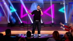 Ο Γιώργος Γιαννιάς ερμηνεύει τα τραγούδια του... διαφορετικά!