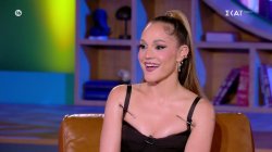 LILA: Η Άννα Βίσση, το ευτράπελο στη σκηνή και η αγάπη στα λουκάνικα και τις πατάτες