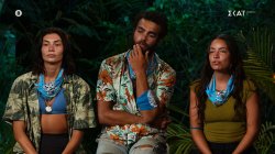 Η ένταση ανάμεσα σε Μάνο, Ιωάννα και Αναστασία γίνεται θέμα συζήτησης 