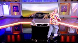 Νευρική πίσω από το τιμόνι η Παρθένα Χοροζίδου, ωστόσο «βρήκε τον μάστορά της» με τον Φάνη