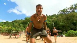 Ντερμπάρα παρακολουθούμε σήμερα, με τον Μιχάλη να κερδίζει οριακά τον Benzy  και να πανηγυρίζει κραυγάζοντας   