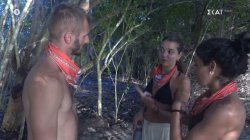 Η Μαντίσα ζητάει το λόγο από τον Νίκο για αυτά που μετέφερε και εκείνος τα αλλάζει στην Αριάδνη 