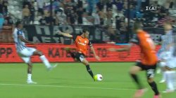 Πάνω στον Τσιφτσή το σουτ του Αποστολάκη