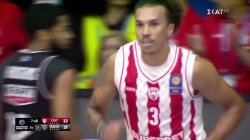 Φοβερή άμυνα από τους «ερυθρόλευκους», ο Γουόρντ βγαίνει μόνος στον αιφνιδιασμό και καρφώνει!