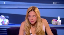 Ρένα Μόρφη: «Δούλευα σε σούπερ μάρκετ στο Ρέικιαβικ» 
