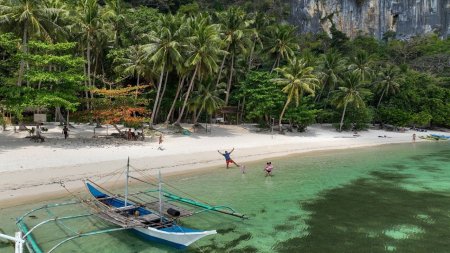 Happy Traveller | Palawan Φιλιππίνες | Μέρος Α' (E)