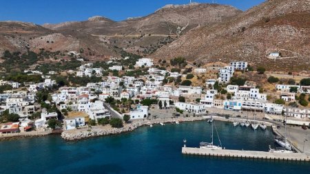 Happy Traveller | Τήλος (E)