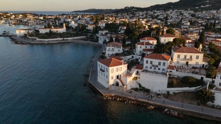 Όπου Υπάρχει Ελλάδα | Ύδρα, Σπέτσες, Πόρος