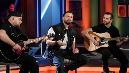 Στην Αγκαλιά του Φάνη | Ηλίας Βρεττός & Στέφανος Κωνσταντινίδης