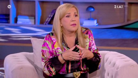 Η Δέσποινα Μοιραράκη… «Στην Αγκαλιά του Φάνη»