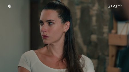 Μπλε Ώρες | Sneak Preview | Η Εύα θυσιάζεται για το καλό της Φιλίππας | 07/10/26
